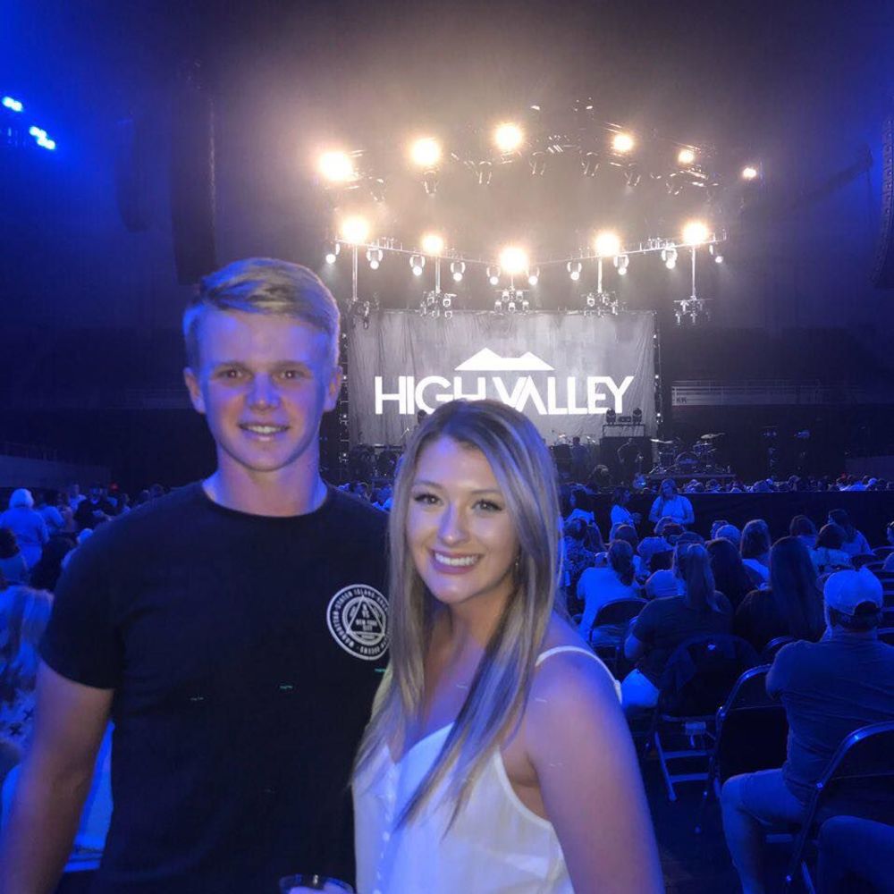 Meet your Posher, Abbie